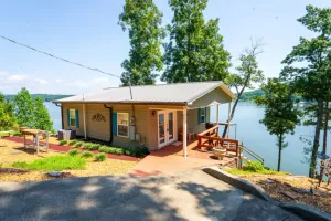 Image of Lookout Nook Waterfront on Weiss Lake