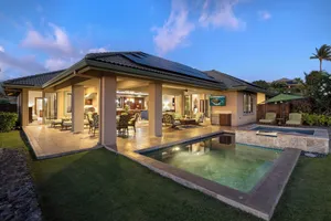 Image of Elegant Wai'ula'ula Villa - Designer Furnishings and Double Lanai!