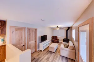Image of Renovated double queen apartment on first floor