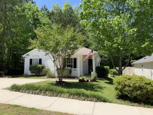 Image of Pet friendly 1,150 sqft one story, 3 bedrooms, 2 full bath home