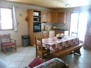 Image of 1st floor, terrace, balcony, parking, tv, ski locker, 78m², Valloire