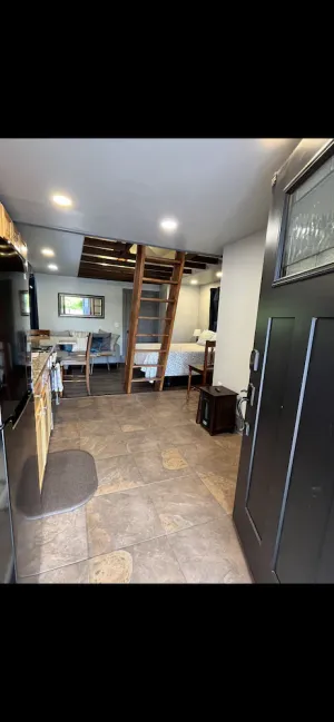 Image of Loft Apt Just off C&O near Harpers Ferry, AT, train to DC, & Frederick
