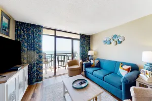 Image of Beach Cove condo w balcony & hot tub
