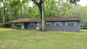 Image of Enjoy a private home in beautiful S.E. Ocala