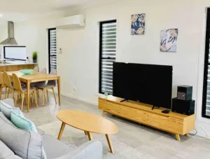 Image of DAYDREAMING Airlie Beach, Water views & only 200m to boardwalk.