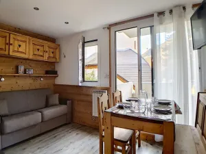 Image of Renovated studio near slopes with balcony, 4 pax, WIFI