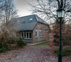 Image of Extra Luxury 8-person villa with outdoor sauna and bubble bath
