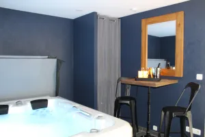 Image of Charming love room Althea