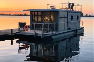 Image of Houseboat LA BELLE MOSELLE on the Moselle
