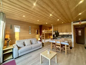 Image of LES AMBRUNES