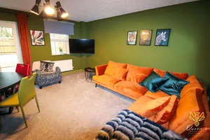 Image of Cheerful Queens Quarters Boutique Rooms