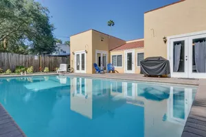 Image of Hacienda 4bed\/2bath Heated Pool Sleep 12 in Beds