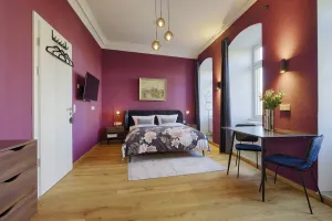 Image of Grimm's Schlossapartments - Brave little tailor