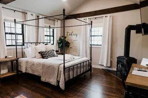 Image of Cottage #9 Walk-in Shower Hot Tub Poster Bed
