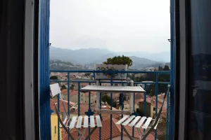Image of La grande bleue