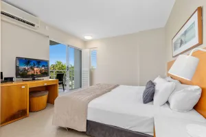 Image of 2Bed2Bath Luxury Salt Resort Apartment