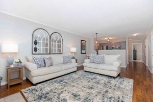 Image of AtHome+1 | 2BR Townhouse | Newly Renovated