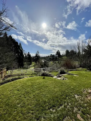 Image of Private getaway in a beautiful neighborhood