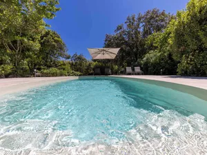 Image of 06BV Quiet cottage with pool