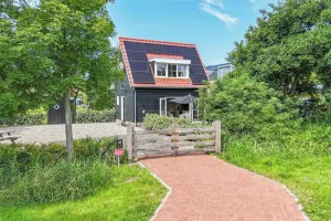 Image of Welcome in - Vakantiehuis Het Koetshuys, vrijstaand, tuin, rustig gelegen