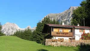 Image of Alpenglühen vacation apartment - comfortable accommodation with balcony for 1-4 people