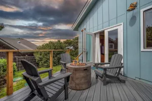 Image of Comfort and Privacy in Waldport’s Sandpiper Neighborhood!