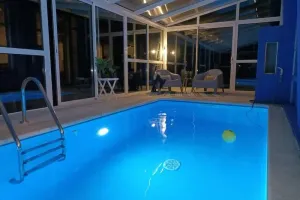 Image of 220m2 house with indoor pool heated to 28C