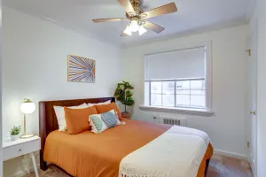 Image of MidMod 2bdrm with rooftop, walk to Rose Medical