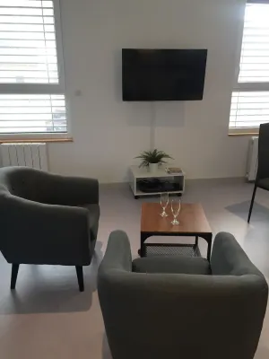 Image of Studio in new building ideal for travelling executive