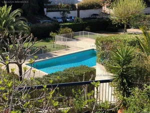 Image of 2 bedroom duplex apartment with terrace in residence with pool for 6