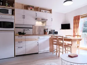 Image of Cosy Apt with Pool Access, Near Slopes & Shops, Sleeps 3