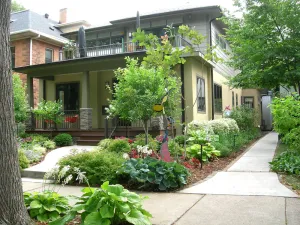 Image of Studio Apt. Lake of the Isles Inn Uptown Minneapolis Furnished Monthly Rental