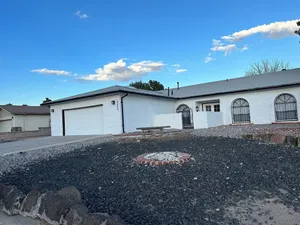 Image of Spacious 4 Bedroom Home in Prime Location