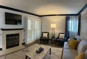 Image of Stylish 2 bdrm Condo w\/ fireplace. Lux King Suite.