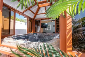 Image of Lovely 2-bedroom loft with hot tub.