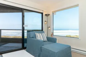 Image of Ocean Front Condo Shorebirds 51