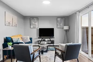 Image of Lovely 3 Bedroom Colonial home