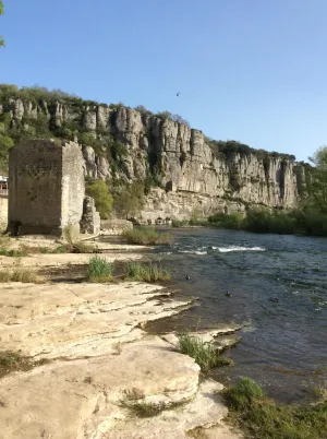 Image of cottage 200 meters from the beach in village of character
