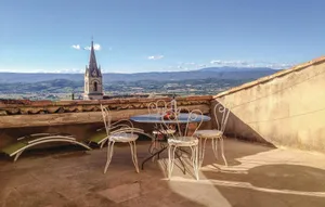 Image of Cozy Apartment In Bonnieux With Kitchen