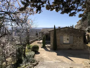 Image of NEW in Gordes, contemporary villa with breathtaking views of the Luberon