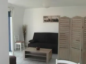 Image of Cozy Studio Near Beach & Shops with Balcony