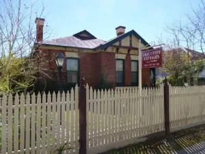 Image of \"Luxury on Wyse\" - A minute's walk to Dean St.