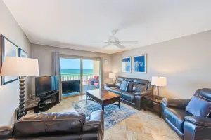 Image of Beachfront, King Bed, Heated Pool Sleeps 10 - 204