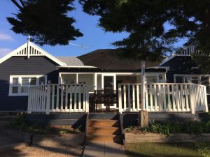 Image of Location & Luxe in 'Barwon Heads Central' - Beach, Pub & Cafes at the door ...