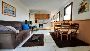 Image of Well-kept vacation home in the middle of the vineyards, apartment 2, short vacation on request