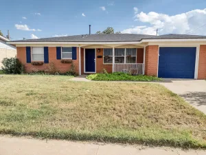 Image of Single Family 3\/2 Home in north Odessa--Just bring your suitcase!