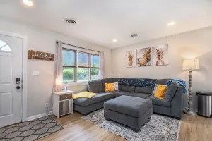 Image of Eagle's Beach Nest