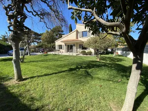 Image of House with private pool 350m from the sea