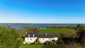 Image of Le domaine des Roseraies,