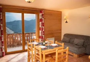 Image of Wifi, 1st floor, view valley, balcony, parking, tv, ski locker, 47m², Pra Loup